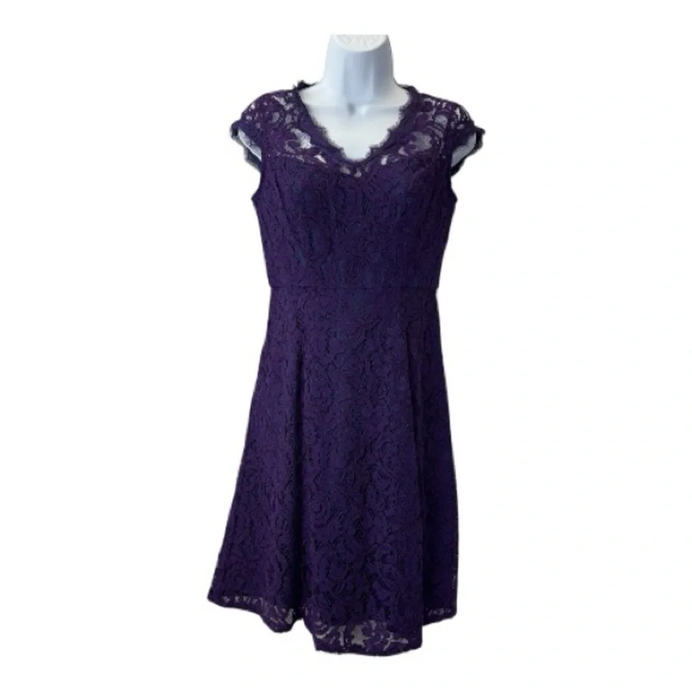 Adrianna Papell Deep Purple Lace Dress Size 4 Petite - Picture 3 of 8